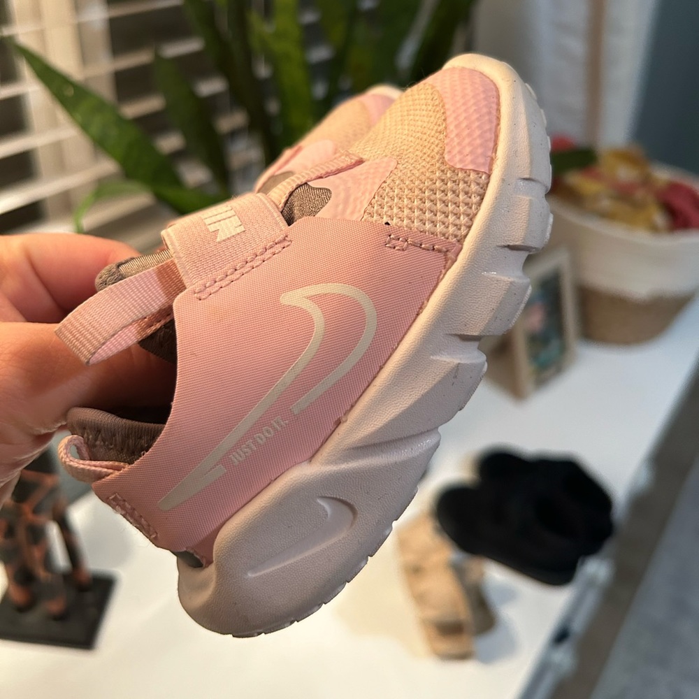 Size 5 girl shoes